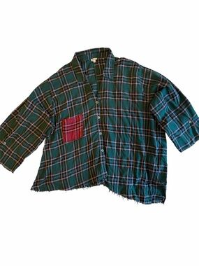 POL Green Plaid Button-Up Oversized Distressed Shirt with Red Plaid Pocket